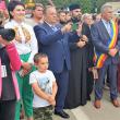 Parada portului popular a fost întâmpinată de președintele Consiliului Județean Suceava, Gheorghe Flutur și primarul municipiului, Mihăiță Negură