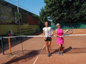 Ioana Filote şi Geta Lazarovici s-au întâlnit în cadrul concursului feminin