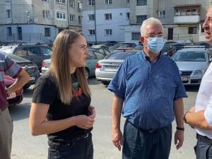Conducerea Primăriei Suceava, verificând în teren lucrările de amenajare a parcarii din zona Bisericii Sfânta Vineri
