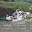 Deșeurile aruncate pe malul râului Suceava
