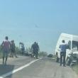 Un tânăr de 27 de ani, motociclist, mort după un impact violent cu un microbuz