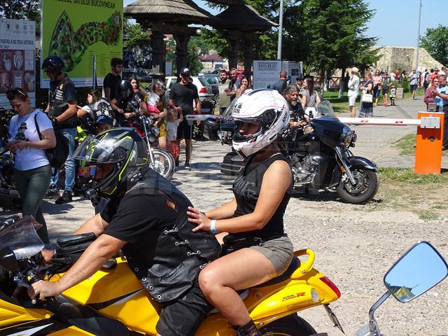 Puzderie de lume și sute de motoare la Bucovina Motorfest – ediție de pandemie