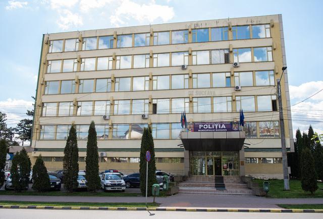 Poliția municipiului Suceava a fost sesizată prin 112 cu privire la faptul că un tânăr a fost lovit pe strada Victoriei