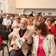 Academicianul Eugen Simion cu Monitorul de Suceava în mână