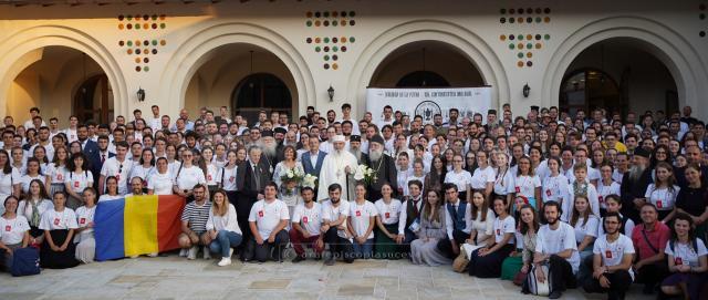 Patriarhul României alături de participanţii la Congresului Studențesc Aniversar organizat la Mănăstirea Putna