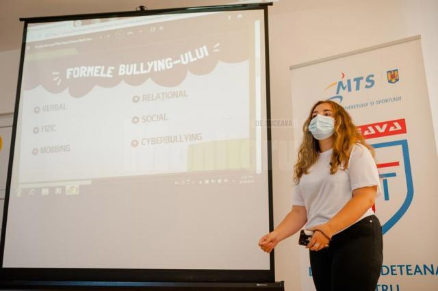 Mai mulți liceeni suceveni au devenit ambasadori ai prevenirii bullyingului și cyberbullyingului