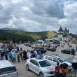 Mii de oameni din Suceava și Maramureș, dar și mulți turiști au petrecut, duminică, la „Hora la Prislop”