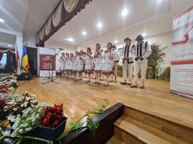 Sărbătoarea Roadelor, un eveniment care strânge la un loc polonezii din Bucovina