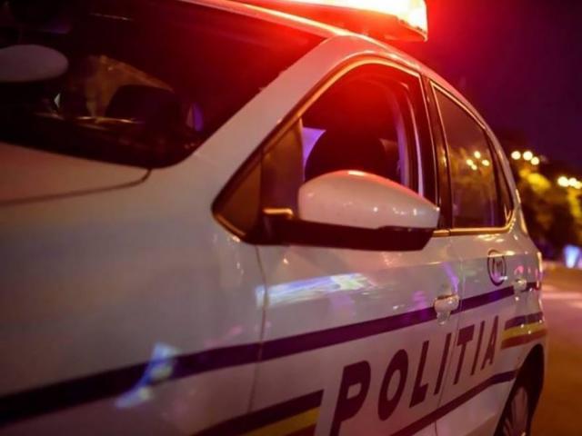 Polițiștii au organizat o pândă pentru a-l prinde la volan pe Vandam de la Voitinel Foto romania24.ro