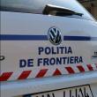 Un șofer care transporta țigări a oprit pe un câmp și a abandonat marfa de contrabandă