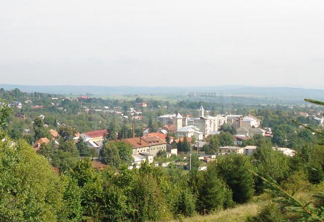 Restricții specifice scenariului roșu în orașul Solca Foto wikipedia.ro