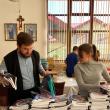 1.200 de elevi proveniți din familii defavorizate au primit ghiozdane noi, echipate cu rechizite Sursa Arhiepiscopia Sucevei