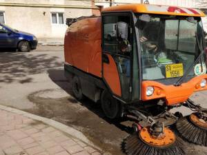 Salubrizarea stradală din municipiul Suceava va fi scoasă din nou la licitație, după 7 ani de contract cu Diasil