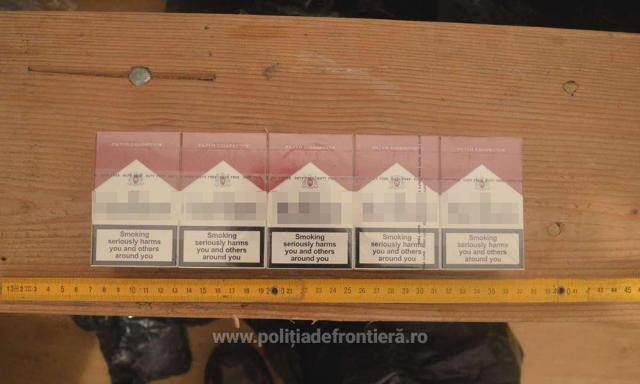 Peste 4.000 de pachete de țigări de contrabandă, găsite la locuința unui bărbat cu handicap de gradul I