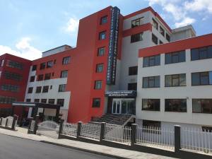 Cu 40 de paturi Covid la fosta Maternitate, în noua clădire a Spitalului Fălticeni nu se internează pacienți cu SARS-CoV-2