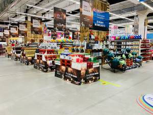 Târgul de Vinuri Auchan, cu peste 330 de sortimente de vinuri românești și moldovenești