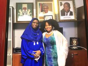 Ambasdoarea Nigeriei, Excelenta Sa Safiyya Ahmad Nuhu, şi dr. Nina Smart