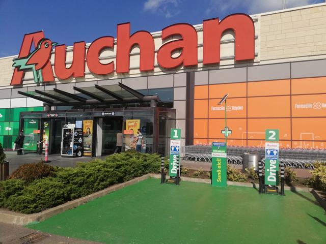 Liber la cumpărături - accesul în Auchan nu este condiționat de „certificatul verde”