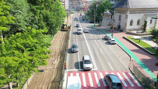 Treceri de pietoni desființate, semaforizare și bandă de stocaj pe principala arteră de circulație a Sucevei