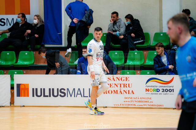 Alin Rosu a fost cel mai eficient jucator de pe teren in duelul CSU din Suceava - CSM Bucuresti. Foto Emanuel Dragoi