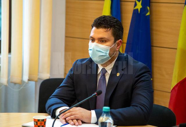 Primarul Bogdan Loghin a transmis un mesaj critic la adresa protestelor din Rădăuţi