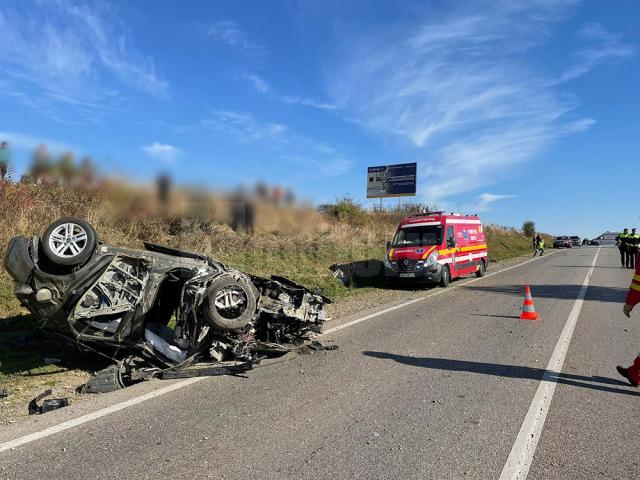 O persoană a decedat după un accident violent între Pătrăuți și Dărmănești