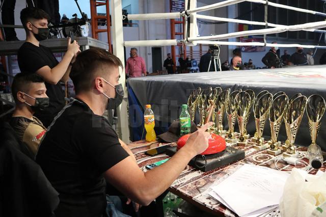 Gala Pitbull Fighting Network şi-a desemnat câştigătorii