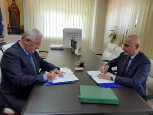Semnarea contractului pentru „Construire corp clădire cu săli de clasă și laboratoare pentru gimnaziu” la Colegiul Național “Petru Rareș”
