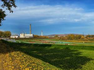 Noua zonă de agrement, de pe malul râului Suceava, deschisă de vineri, 22 octombrie 1
