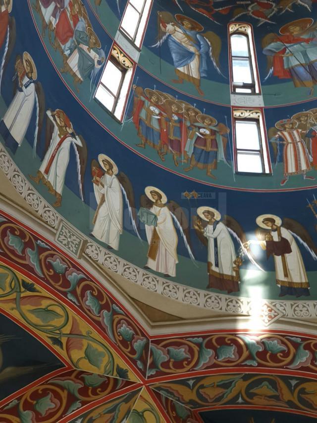 Lucrările de pictură de la Catedrala Nașterea Domnului vor fi incluse în  Strategia de turism a orașului