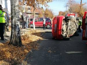 Doi oameni la spital, după un accident pe o stradă din Rădăuți