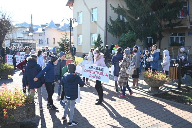 protest deschidere scoala bosanci