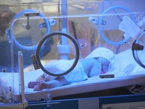 În primele 10 luni ale anului, în Suceava s-au născut prematur 248 de copii