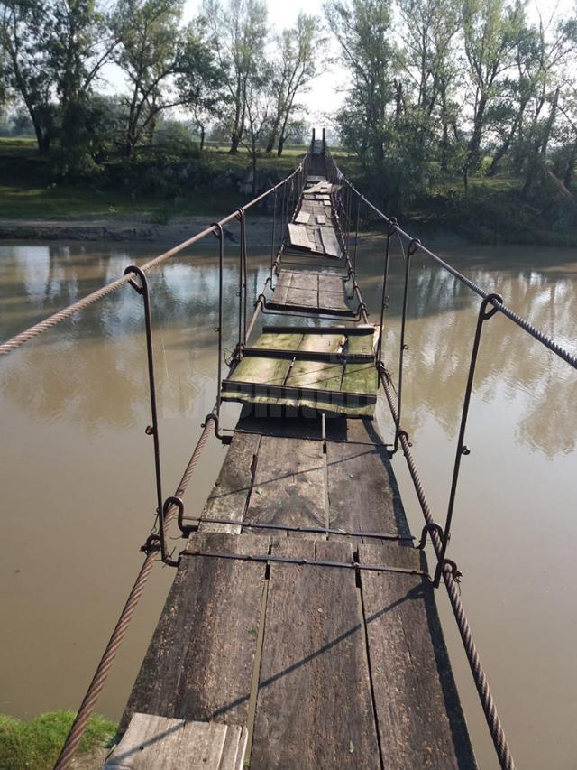 Cum arăta puntea de la Lisaura înainte de renovare