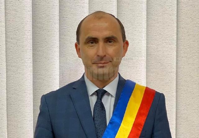 Primarul din Bosanci, Niculai Miron, se cere afară din PNL