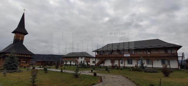 Cum a ajuns Mălini stațiune turistică, cu sute de locuri de cazare, pârtie și tiroliană