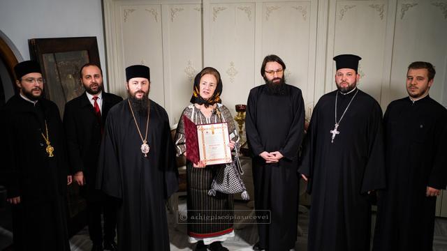 Sofia Vicoveanca a primit Ordinul „Crucea Bucovinei” Sursa Arhiepiscopia Sucevei și Rădăuților