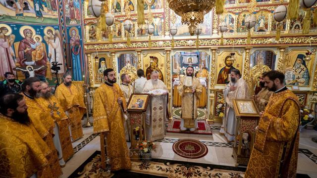 Binecuvântare arhierească la Mănăstirea Sihăstria Râșcăi, Protopopiatul Fălticeni