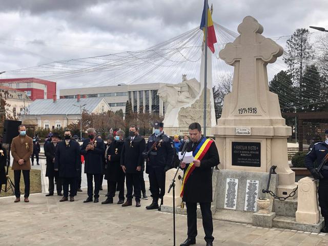 Rădăuțenii au marcat Ziua Națională la Monumentul Eroilor din municipiu