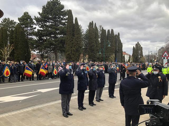 Rădăuțenii au marcat Ziua Națională la Monumentul Eroilor din municipiu