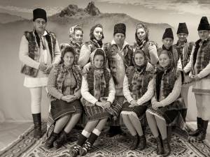 „Chipuri de bucovineni”,  debutul unei noi tradiții locale la Muzeul Arta Lemnului 4