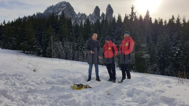 Prezentarea dronei cu cameră cu termoviziune