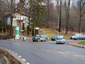 Sensul giratoriu de la intersecția Mitropoliei cu Parcului a fost desființat pe perioada sezonului rece 2
