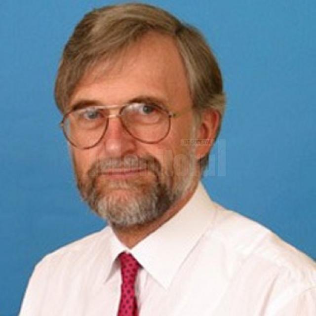 Profesor asociat Ian S. Evans