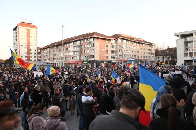 Protestul „pentru libertate”, contra vaccinului, a certificatului verde și tuturor restricțiilor din pandemie, din centrul Sucevei