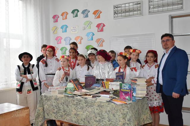 Cărțile donate şcolii din Solonețu Nou
