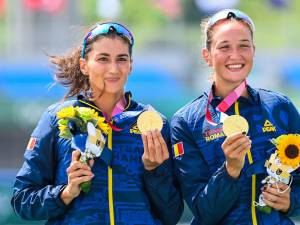 Ancuta Bodnar si Simona Radis au cucerit aurul olimpic la Tokyo. Foto prosport.ro