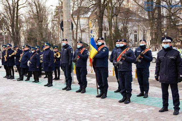 Slujbă de comemorare a eroilor Revoluției și depunere de coroane de flori, la troița Bisericii „Sfânta Înviere”