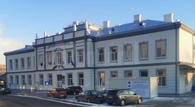 În Siret, compania a sprijinit Spitalul de Boli Cronice în vederea renovării pavilionului central, incluzând acoperișul și fațada