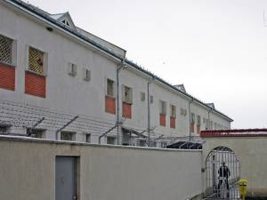 Bărbatul a fost ridicat din restaurant și dus la Penitenciarul Botoșani